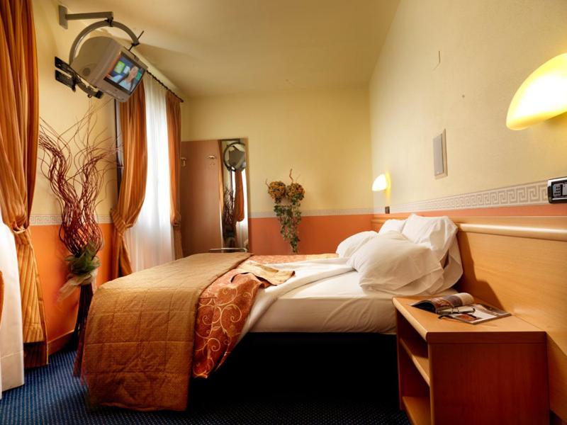 Hotel & Residence Roma Camposampiero Quarto foto